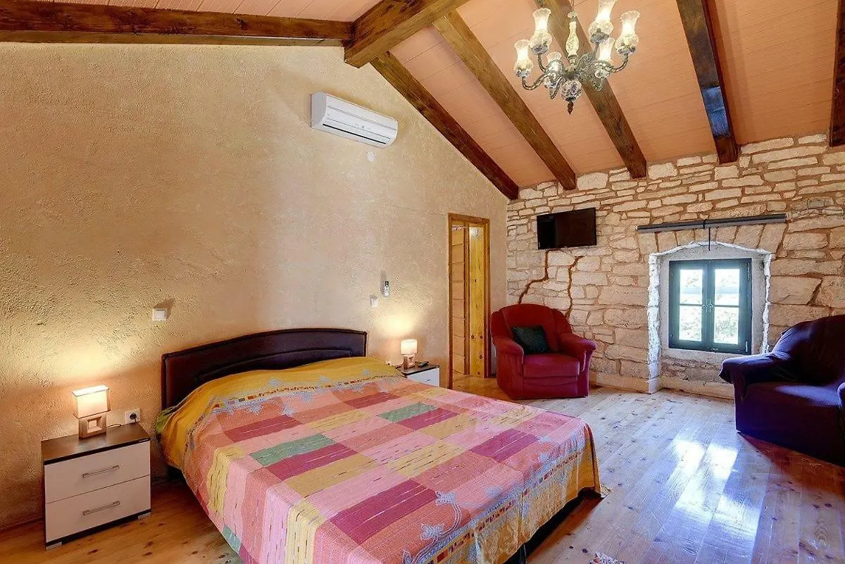 Villa Donatella Svetvincenat 0*,