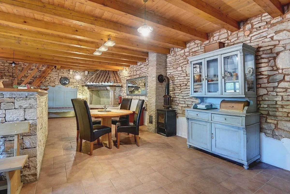 Holiday home Villa Donatella Svetvincenat